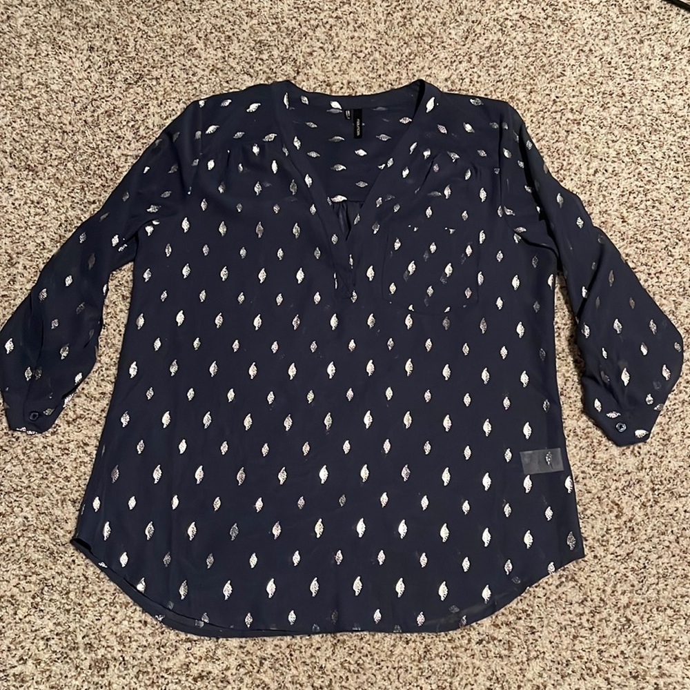 Maurices Sz M Dress Shirt